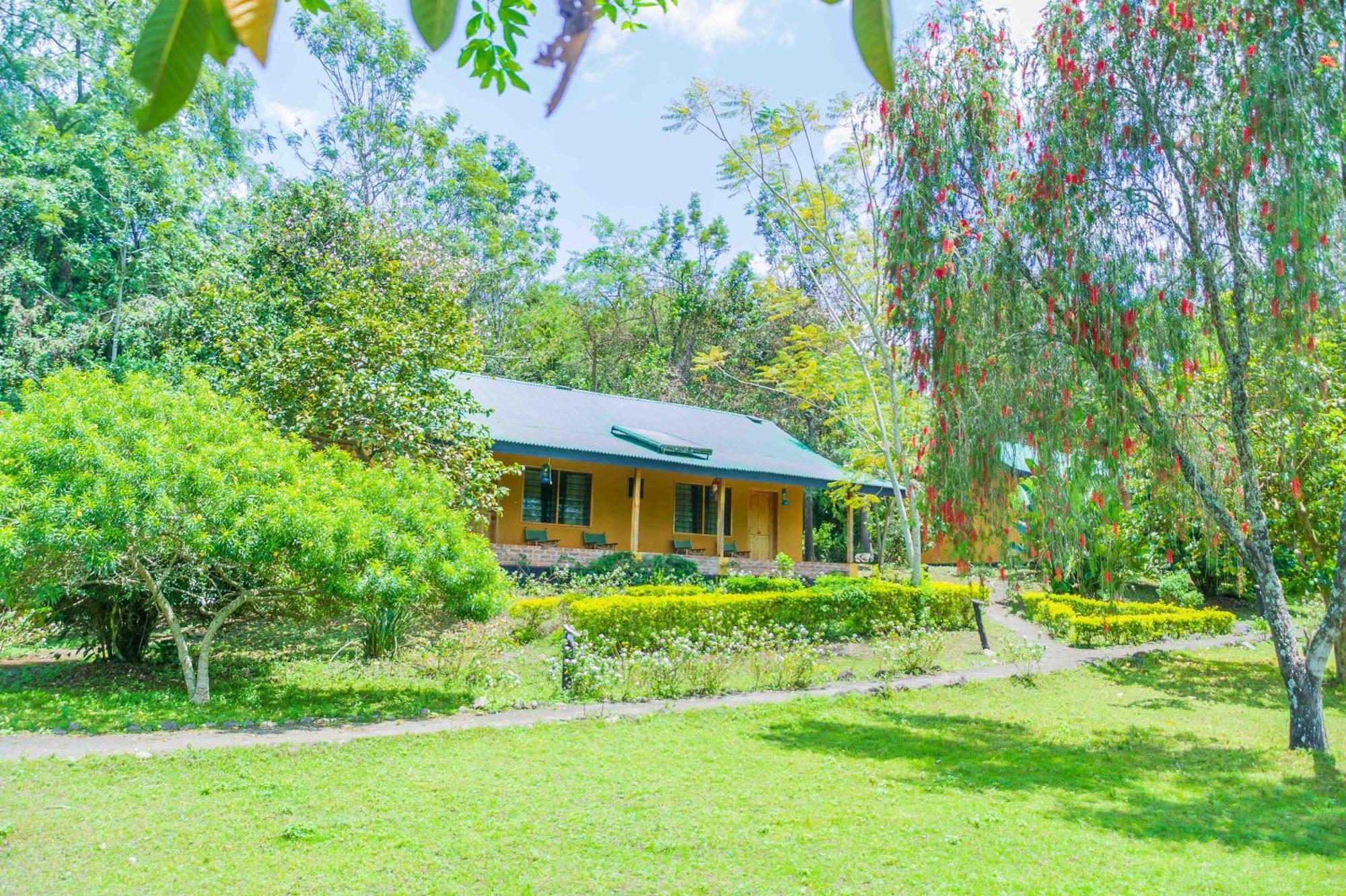 Meru Mbega Lodge Usa River Exteriér fotografie